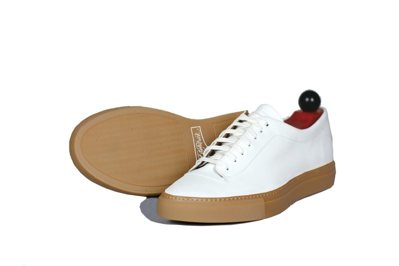 WHITECALF CARAMELSOLE 52717629 aa0c 408d a3df 27f999ec351f